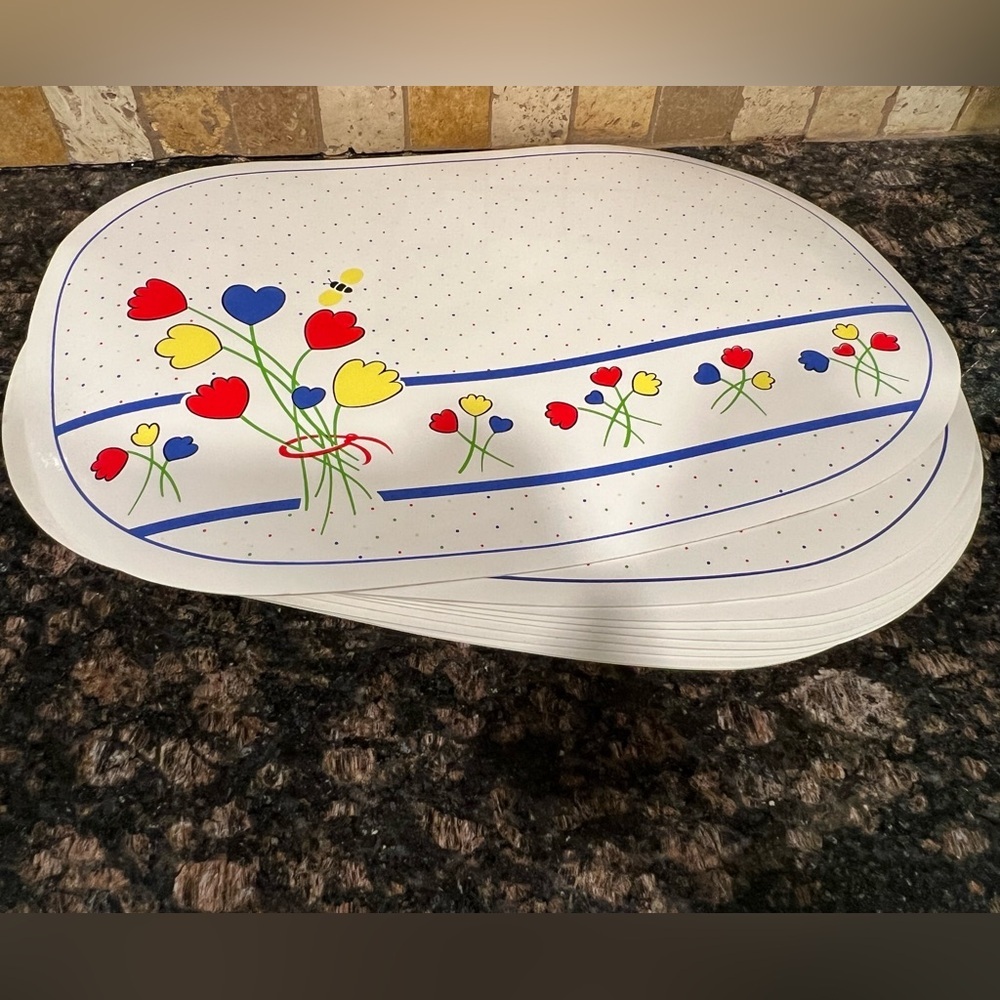 Newcor Paradise Vintage Placemats 8 total made in Hong Kong